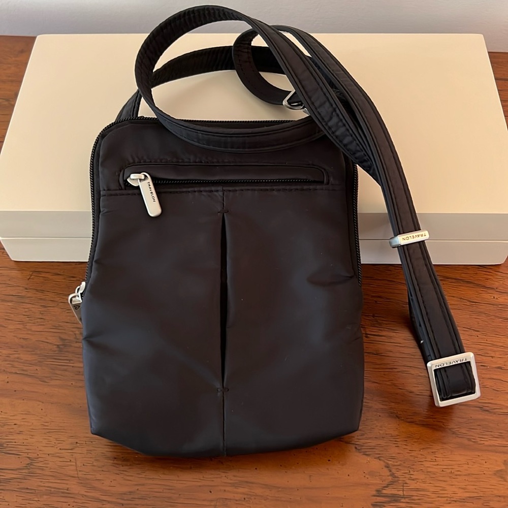 Travelon Anti Theft Mini Crossbody Bag Black New